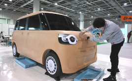 本物のクレイモデル削りの体験も! 子供が楽しめる体験エリア「こどもビリティPARK」が誕生・・・大阪オートメッセ2025
