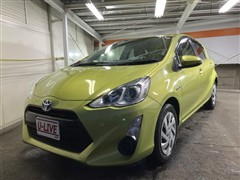 トヨタ アクア S