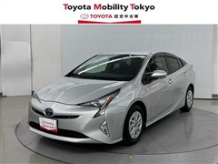 トヨタ プリウス Sセーフティープラス